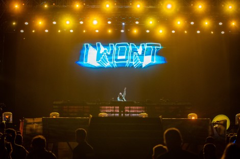 Alex Vlad — Steve Aoki at Neversea Beach in Constanta, July 10, 2022 on Gigxels