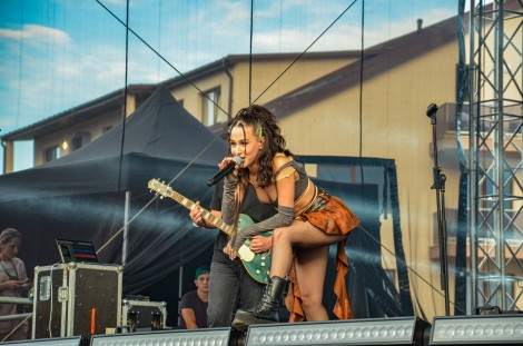 Holy Molly in Floresti on june 2024