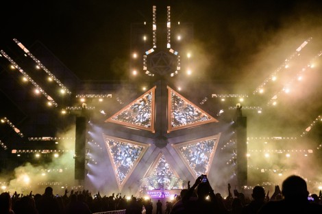 Sunnery James Ryan Marciano in Bucharest on september 2021