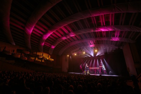 2cellos in Bucharest on december 2014