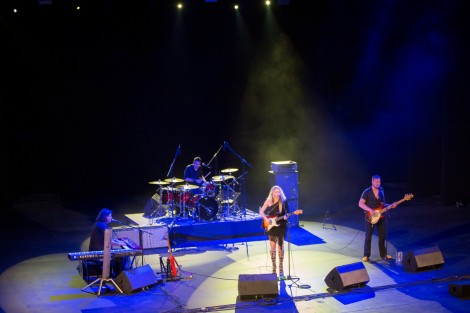 ana-popovic-bucharest-may-2016-72fd2f57d4