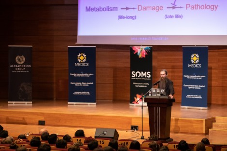 aubrey-de-grey-Bucharest-april-2018-477382a05c