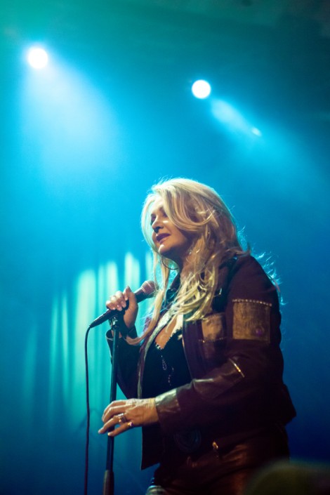 bonnie-tyler-bucharest-december-2012-009e59c9c7