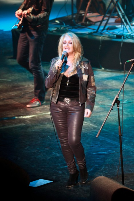 bonnie-tyler-bucharest-december-2012-78a5bfee73