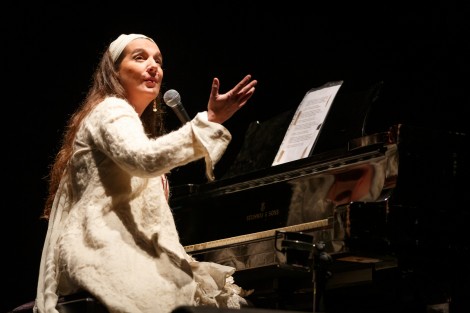 Dulce Pontes in Bucharest on december 2015
