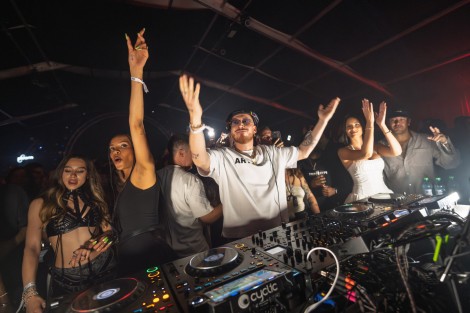 Hugel in Mamaia on may 2025