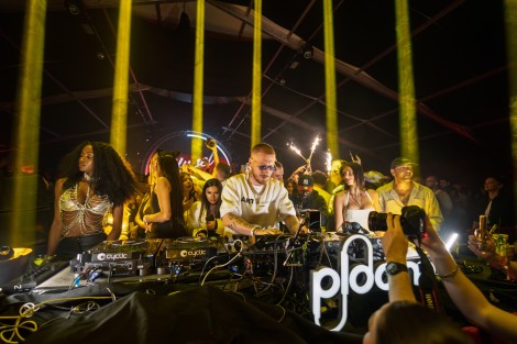 Hugel in Mamaia on may 2025