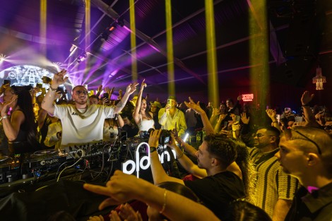 Hugel in Mamaia on may 2025