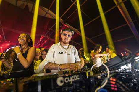 Hugel in Mamaia on may 2025