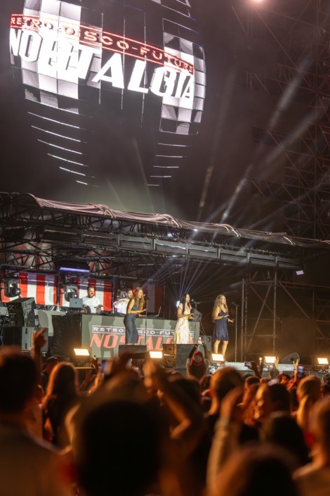 Las Ketchup in Mamaia on august 2025