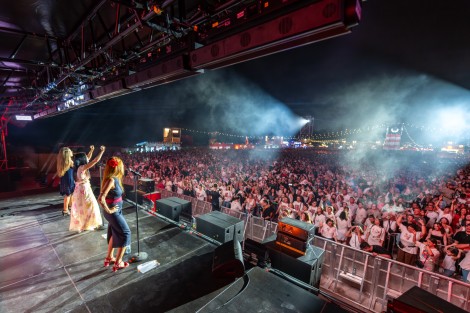 las-ketchup-mamaia-august-2025-d39d2f9964