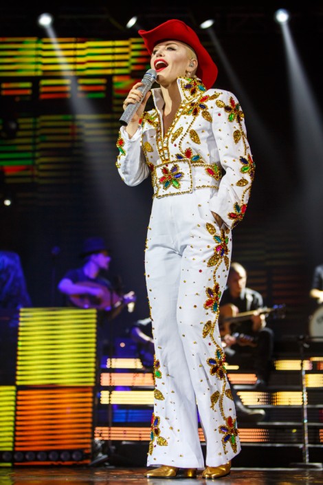 Loredana in Bucharest on november 2015