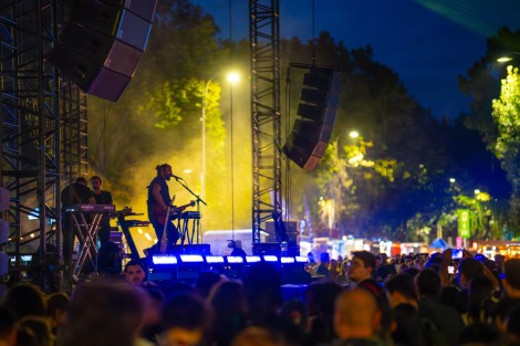 Om La Luna in Bucharest on september 2025