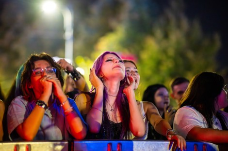 Om La Luna in Bucharest on september 2025