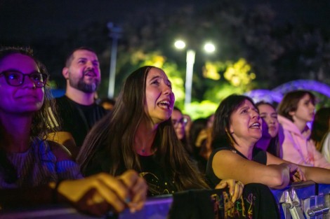 Om La Luna in Bucharest on september 2025