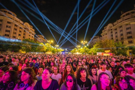 Om La Luna in Bucharest on september 2026