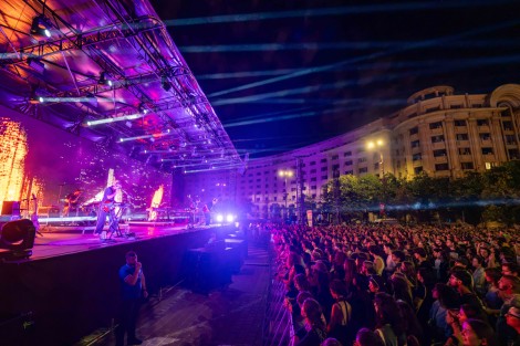 Om La Luna in Bucharest on september 2026