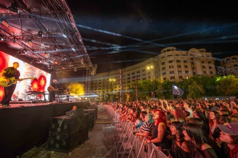 Om La Luna in Bucharest on september 2026