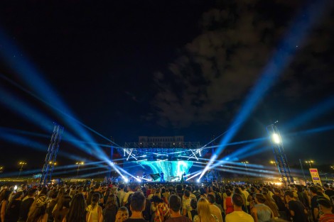 Om La Luna in Bucharest on september 2026