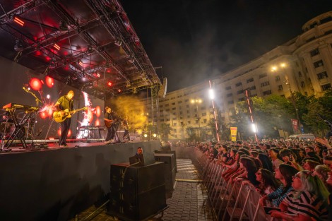 Om La Luna in Bucharest on september 2026