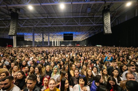 Public in Bucharest on april 2022