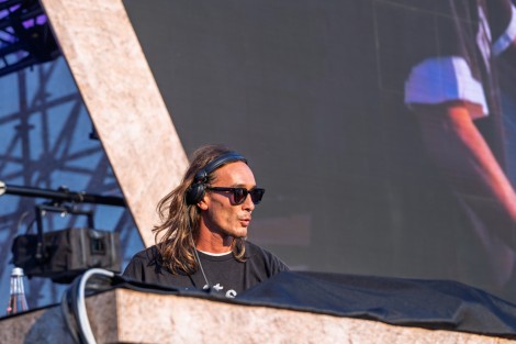 sylvain-armand-mamaia-may-2025-9d872c7b55