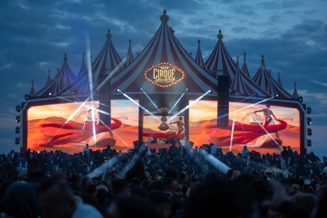 Sylvain Armand in Mamaia on may 2026