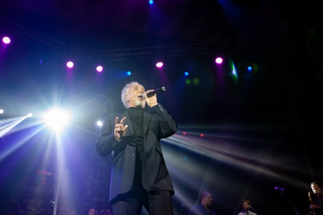 tom-jones-bucharest-november-2013-95cfdf8017