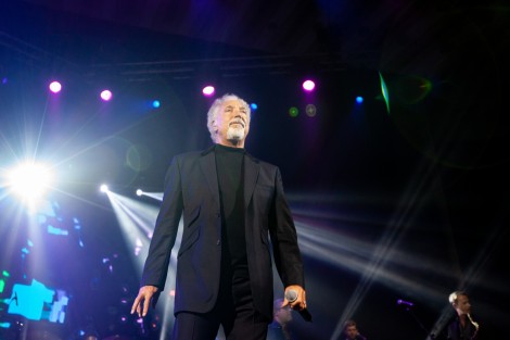 tom-jones-bucharest-november-2013-d079b01fdb