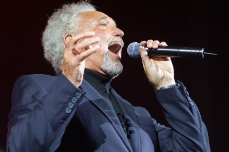 tom-jones-Bucharest-november-2013-e7712009c7