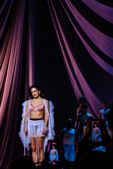 rosalia-barcelona-april-2026-dbc24c9014