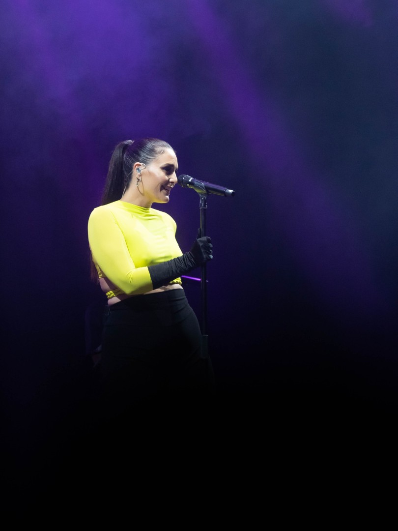 Jessie Ware in Mogosoaia on September 3, 2022 (de62b92c4a)