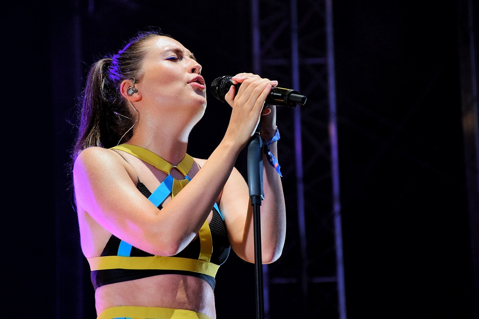 Alice Merton at Summer Well in Buftea on August 13, 2022 (a6f67c3177)