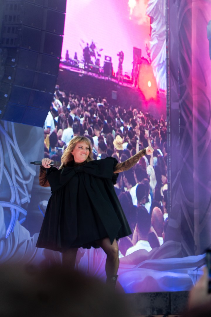 Delia in Cluj on August 8, 2025 (2332d31c8f)