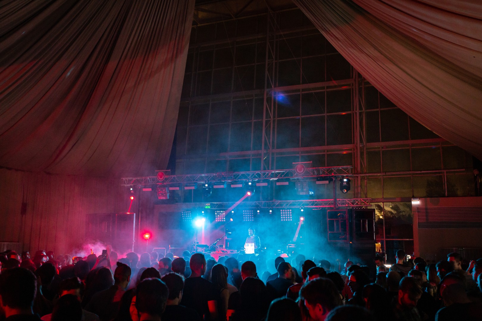 The Rabbit King at World Trade Plaza in Bucharest on December 7, 2018 (127cf33059)