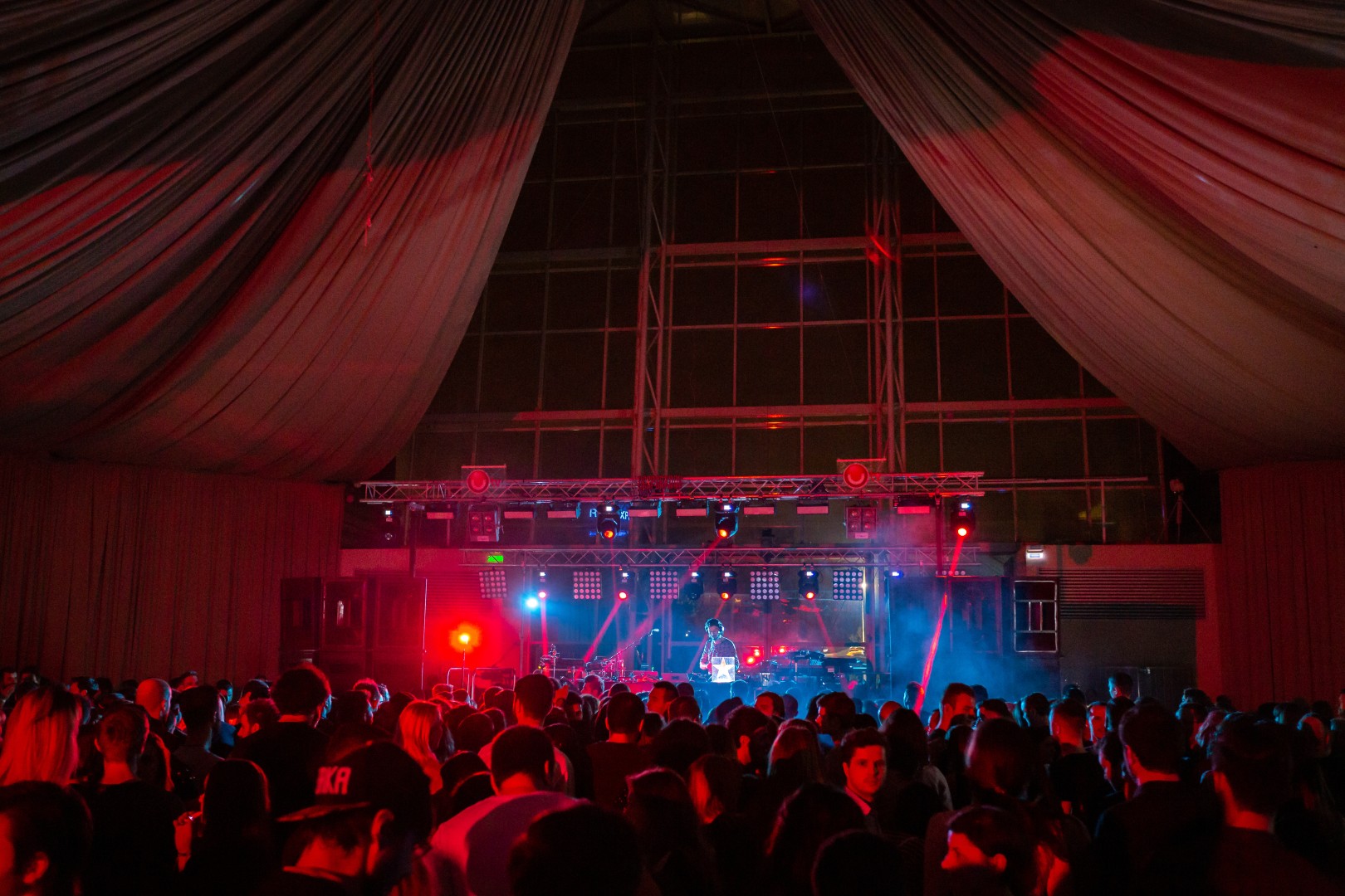 The Rabbit King at World Trade Plaza in Bucharest on December 7, 2018 (2926f6bf23)