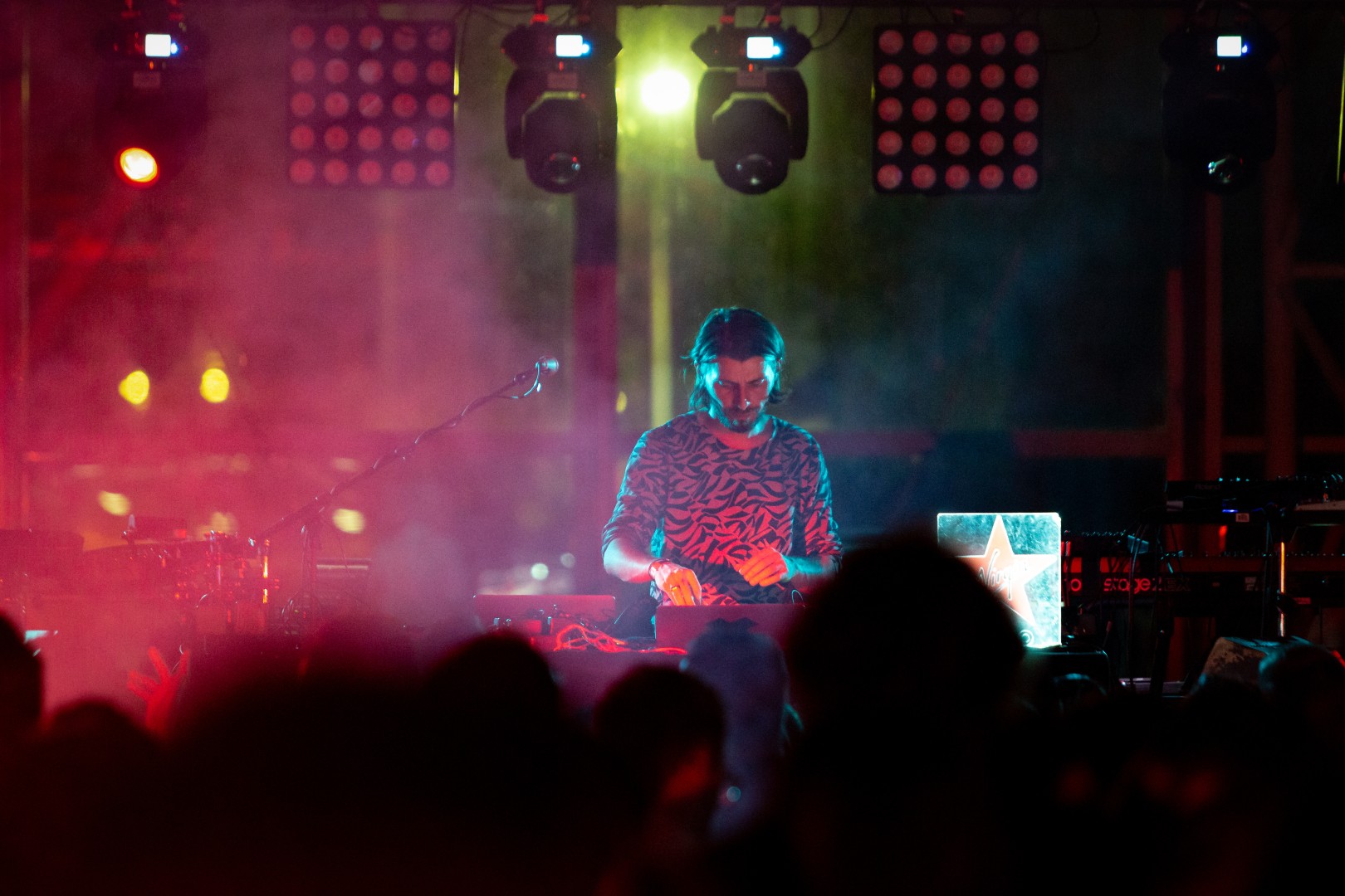 The Rabbit King at World Trade Plaza in Bucharest on December 7, 2018 (f0df224161)