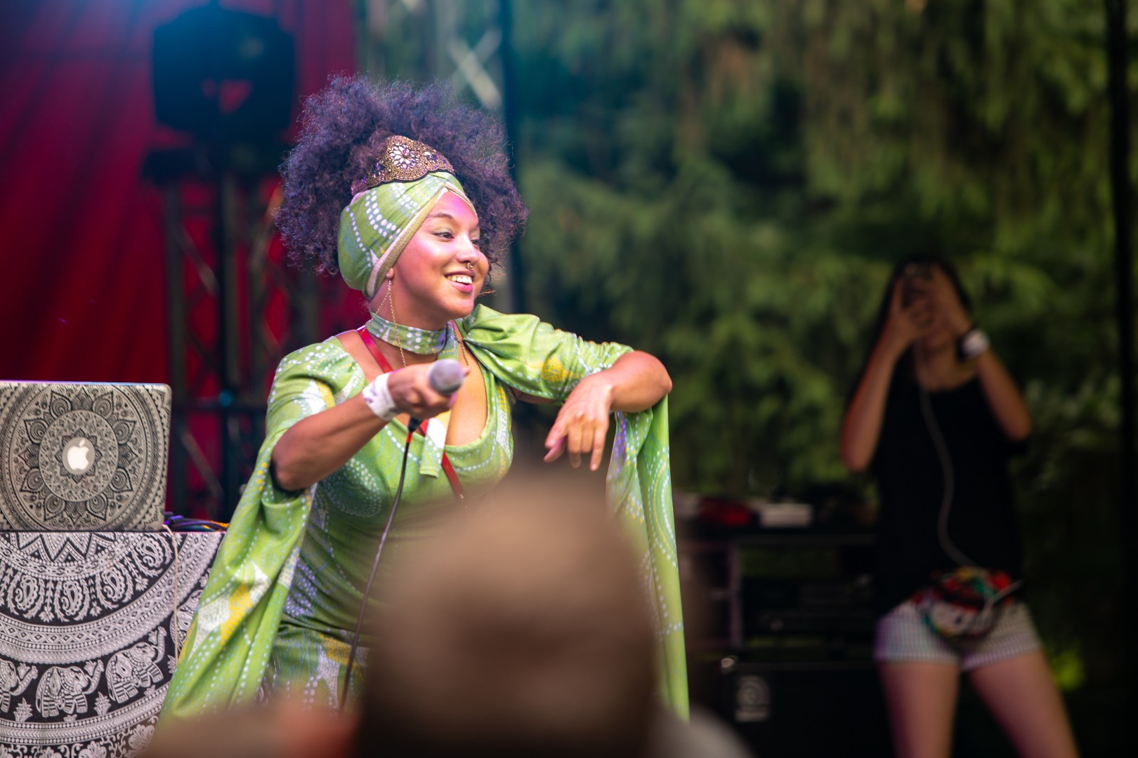 Yarah Bravo at Grădina Botanică in Bucharest on June 9, 2018 (02447f048a)