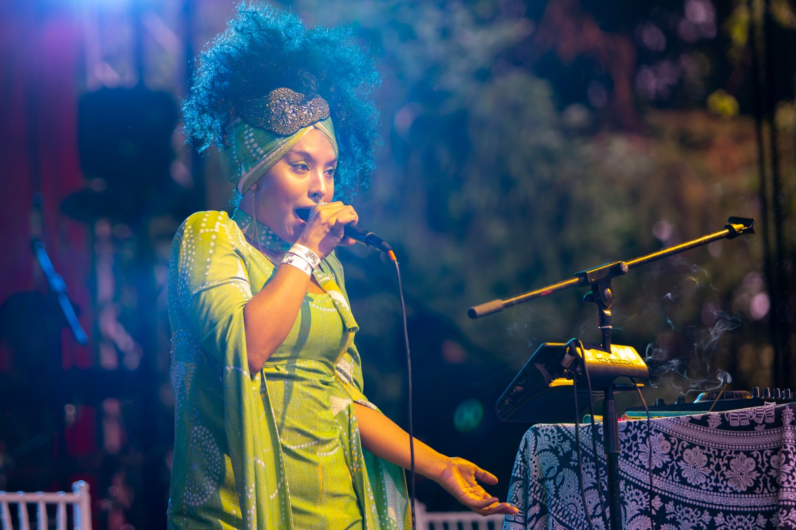 Yarah Bravo at Grădina Botanică in Bucharest on June 9, 2018 (95c65dce2a)