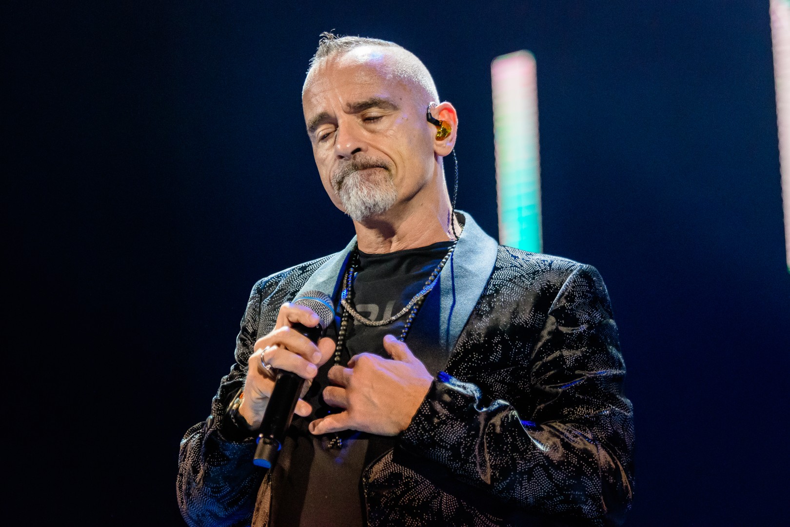 Eros Ramazzotti in Bucharest on April 23, 2023 (c6febd141d)