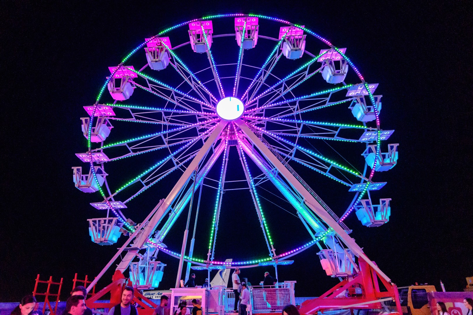 Ferris Wheel at Romaero in Bucharest on September 9, 2021 (8aedd8a29f)