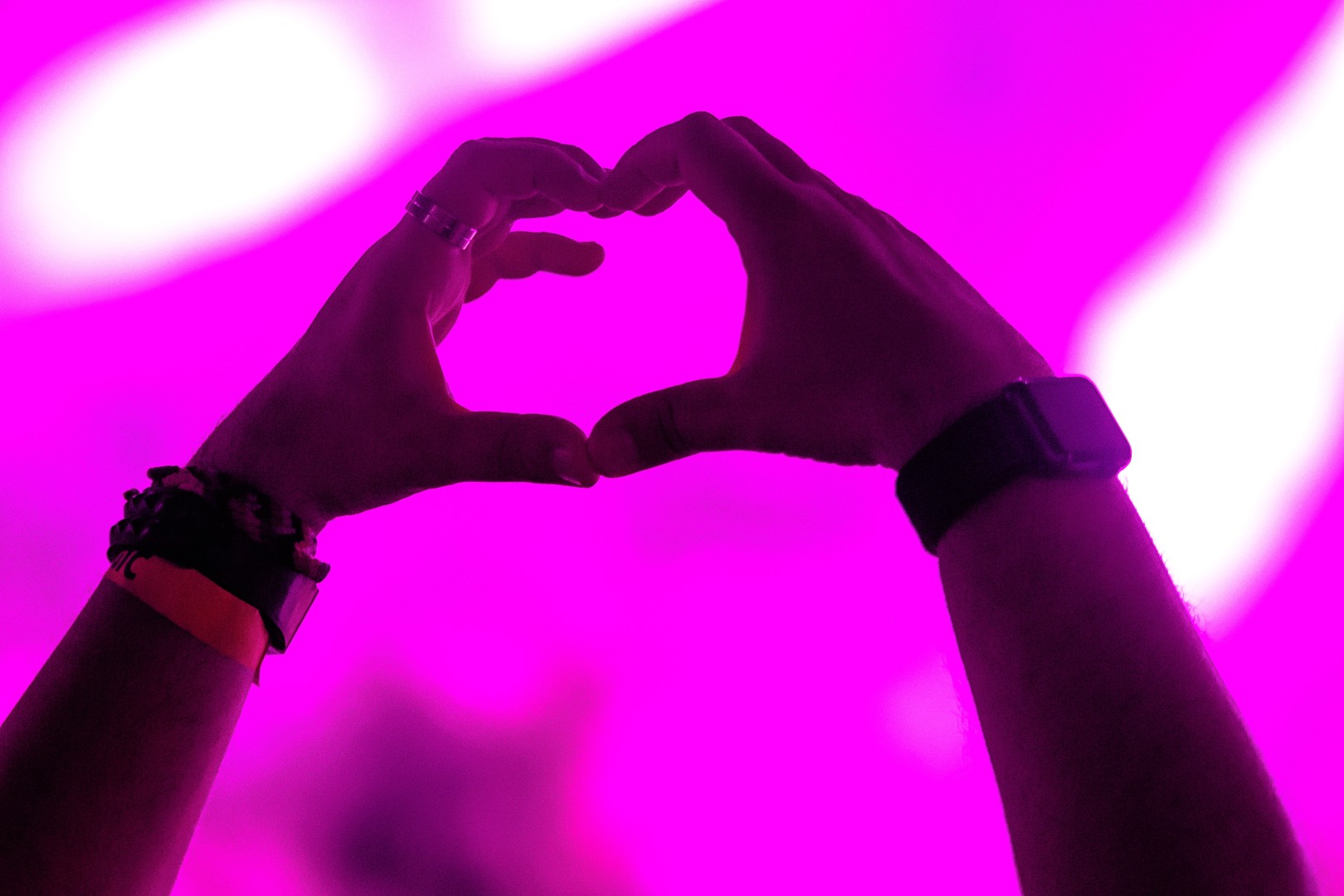 Heart Sign at Arenele Romane in Bucharest on June 24, 2022 (c13d98a83e)