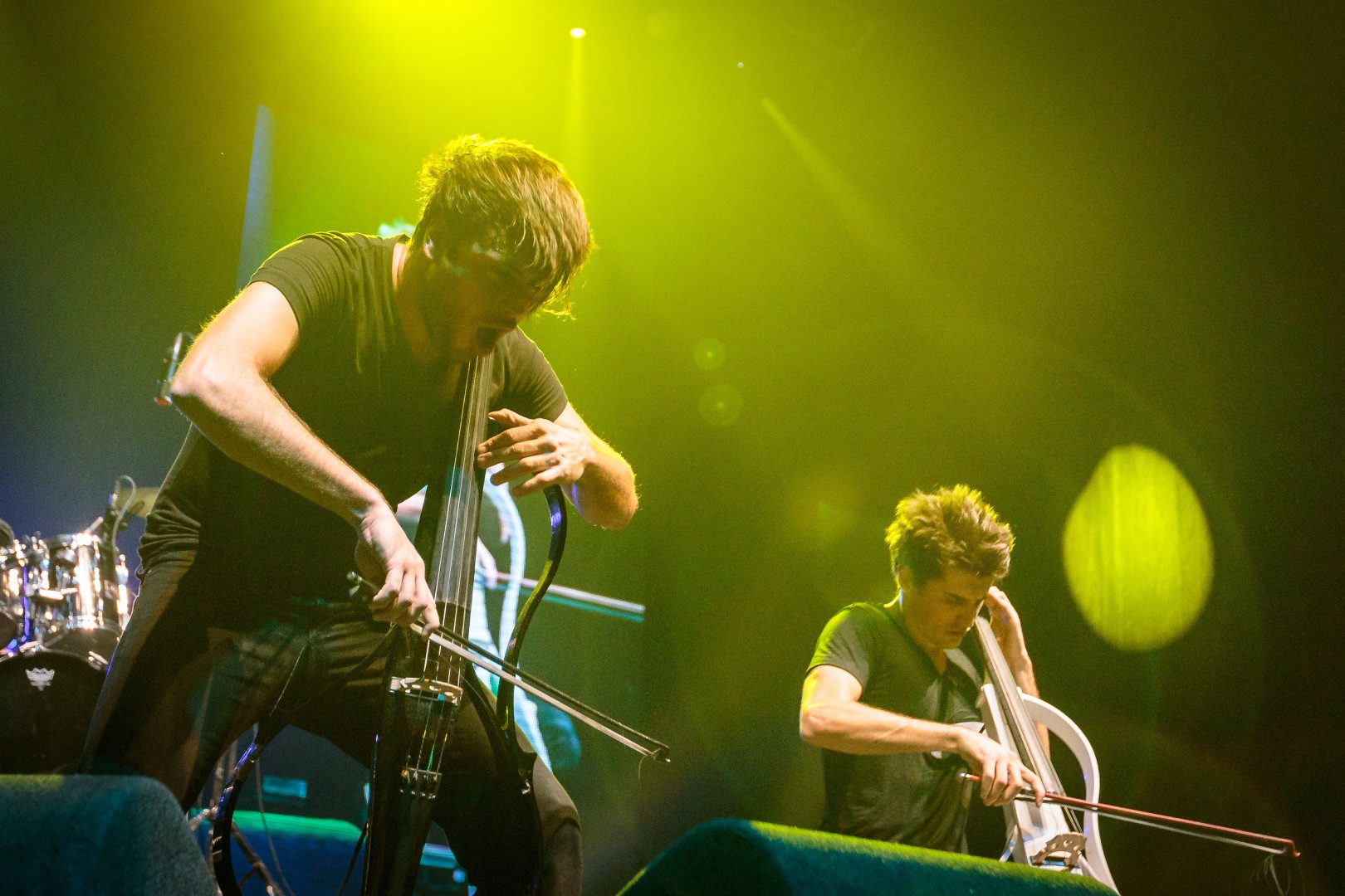 2Cellos at Sala Palatului in Bucharest on December 8, 2014 (1b214f435a)