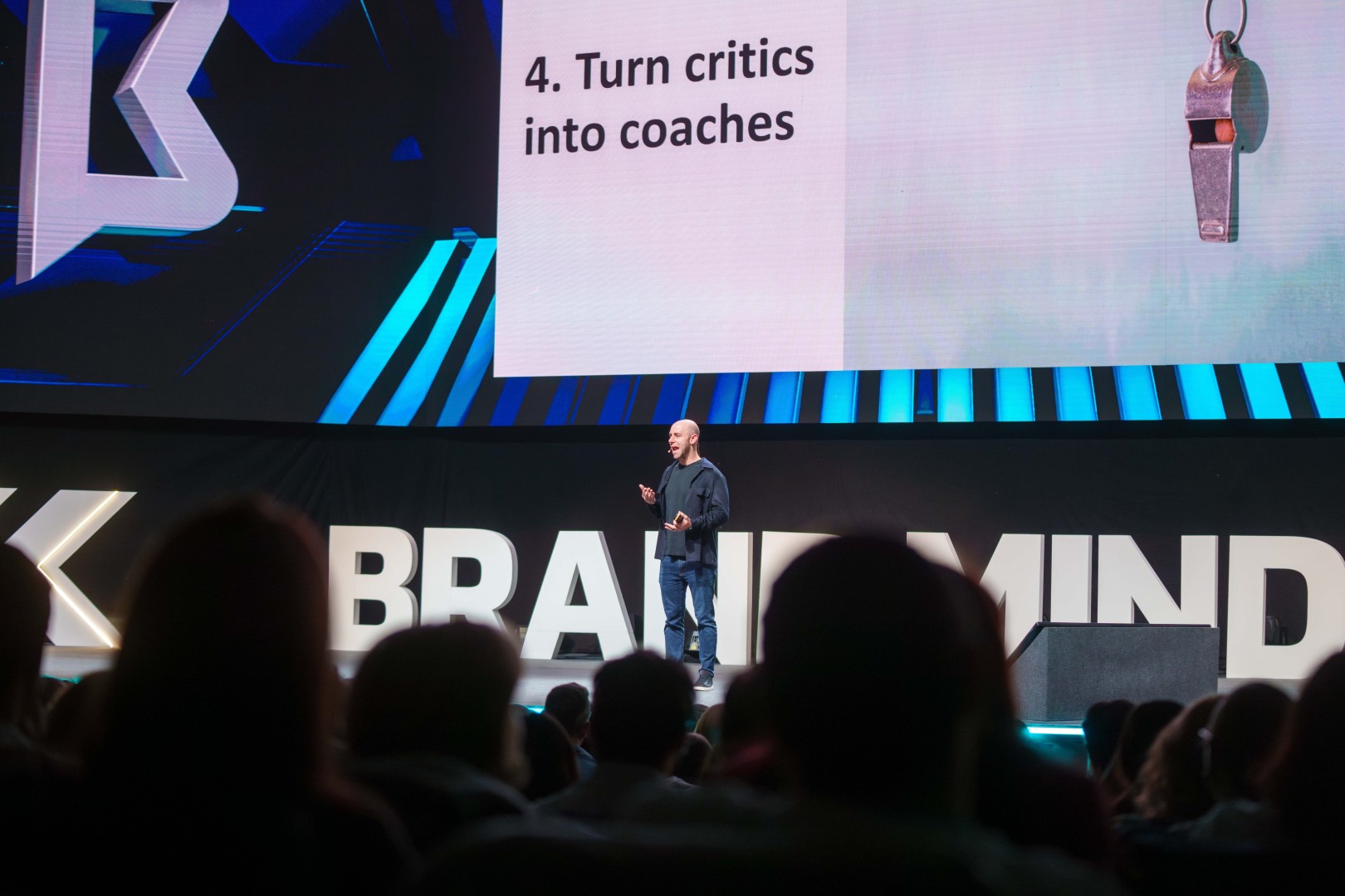 Adam Grant in Bucharest on September 24, 2024 (433daea0c5)