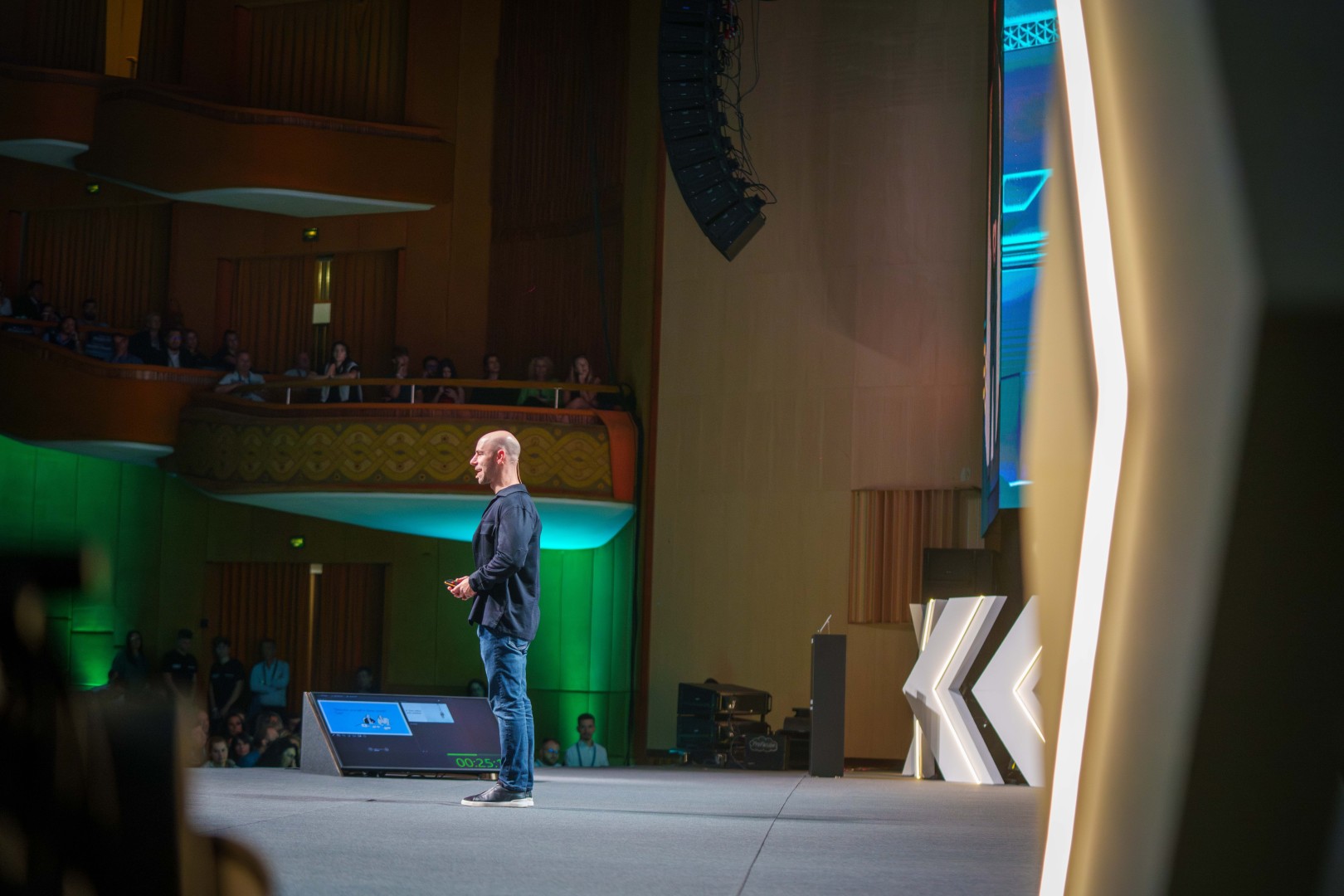 Adam Grant in Bucharest on September 24, 2024 (ba2958621e)