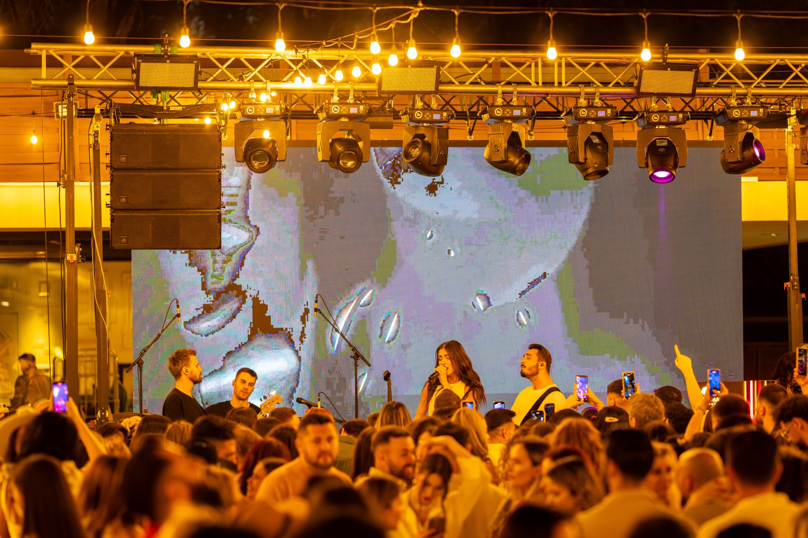Alina Eremia in Bucharest on May 26, 2024 (1a7a6364e2)