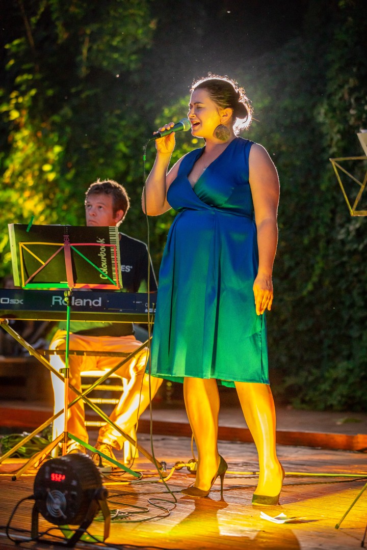 Ana Maria Galea Trio at Grădina Floreasca in Bucharest on August 22, 2018 (0dde88890a)