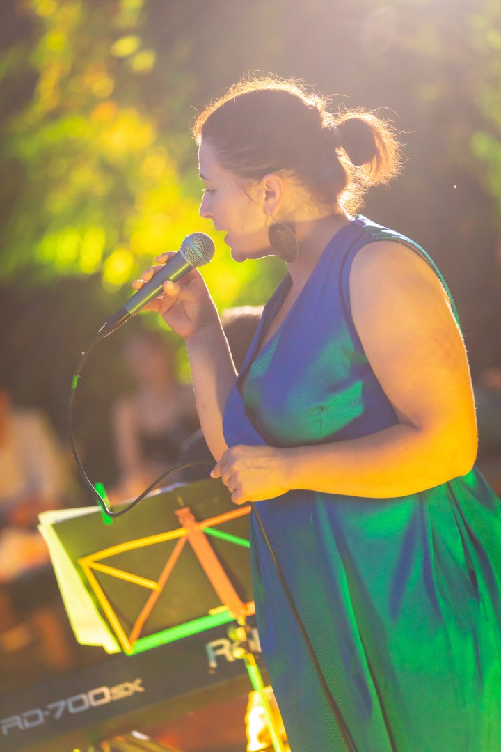 Ana Maria Galea Trio at Grădina Floreasca in Bucharest on August 22, 2018 (33caa2cb9e)