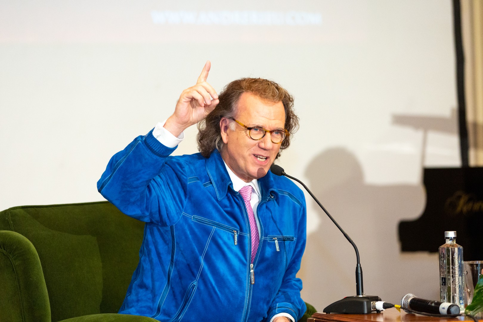 André Rieu at Ateneul Român in Bucharest on December 9, 2014 (e7676ad4ab)