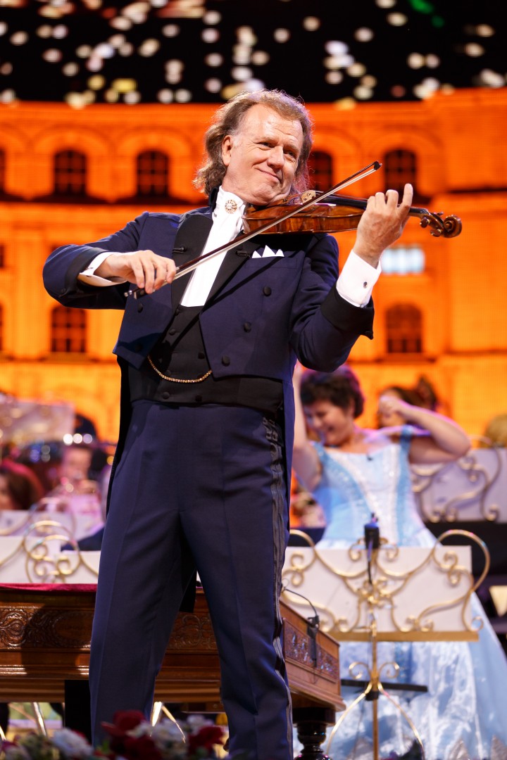 André Rieu at Piața Constituției in Bucharest on June 6, 2015 (1a7acd217f)